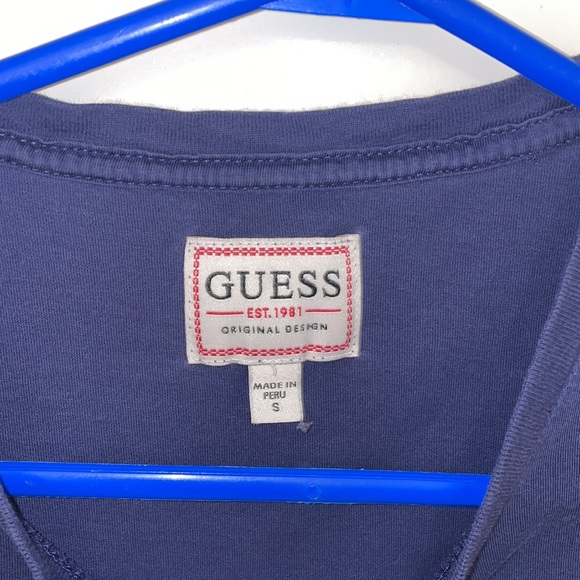 Mens guess t-shirt - Picture 3 of 3